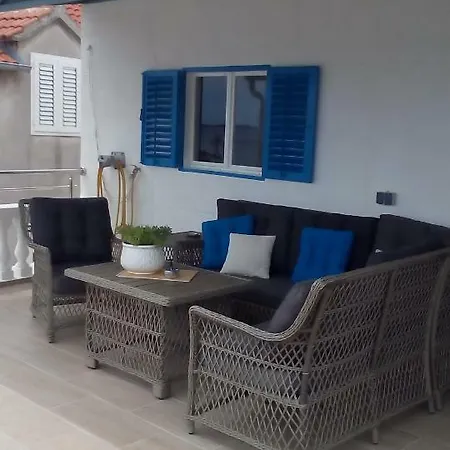 Apartman Zana Vodice Exteriör bild