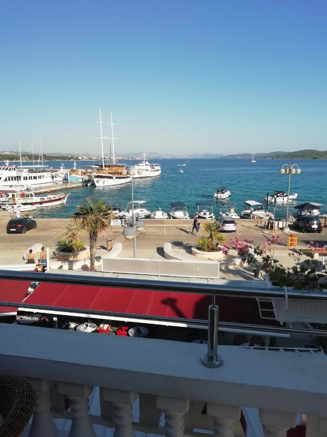 Zana Apartment *
