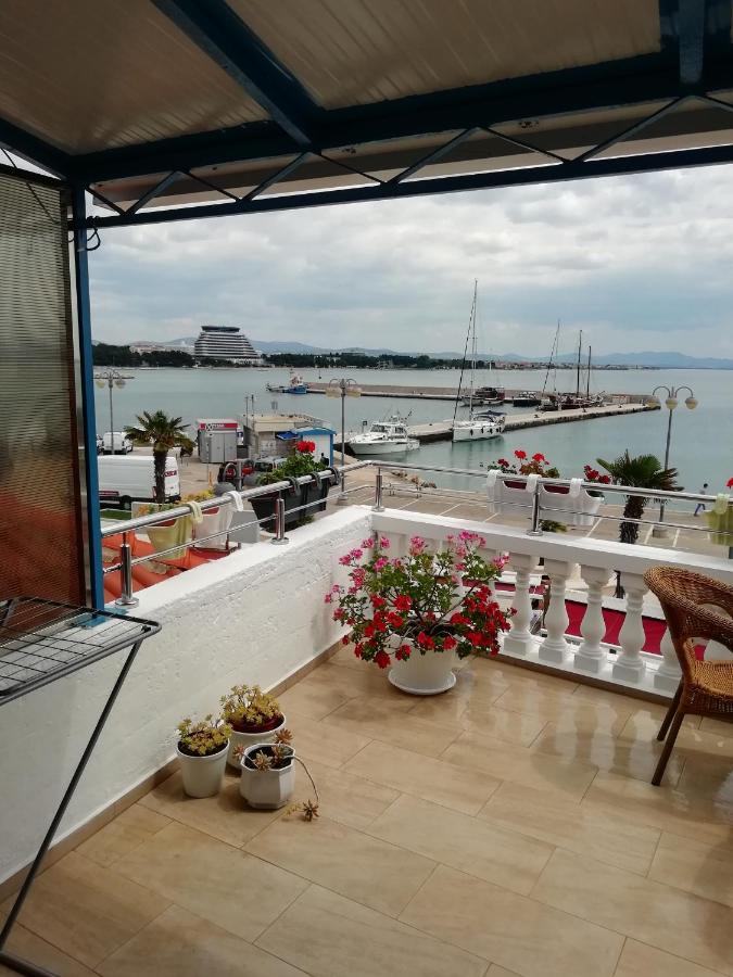 Apartment Zana *